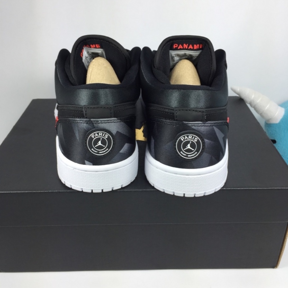 NEW! Paris Saint-Germain x Nike Air Jordan 1 Low - Picture 2 of 8